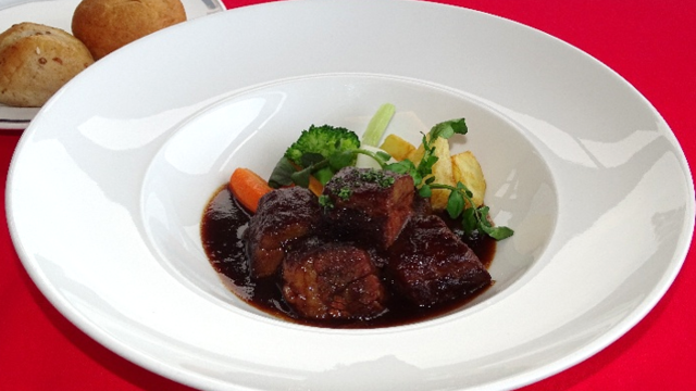 湖畔特製 ビーフシチュー 3,080円